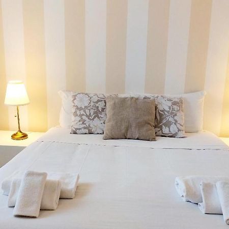 Bbhome Stylish Gold Apartment Near Trastevere Station 罗马 外观 照片