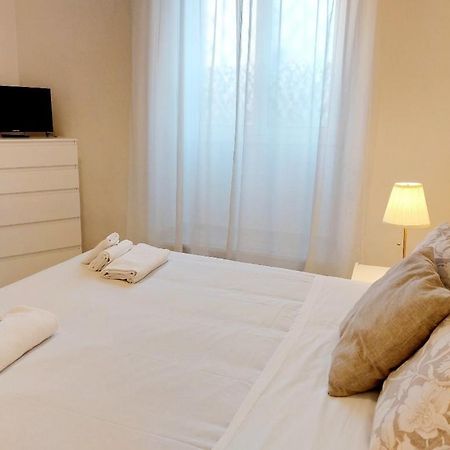 Bbhome Stylish Gold Apartment Near Trastevere Station 罗马 外观 照片