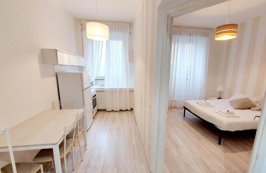 Bbhome Stylish Gold Apartment Near Trastevere Station 罗马 外观 照片