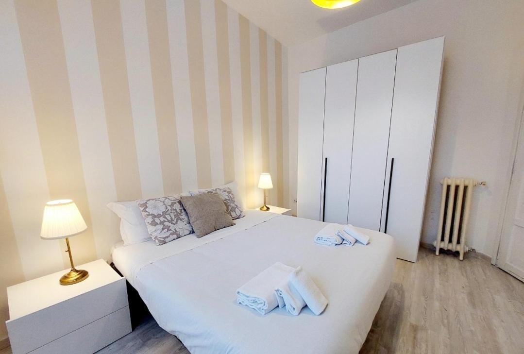 Bbhome Stylish Gold Apartment Near Trastevere Station 罗马 外观 照片